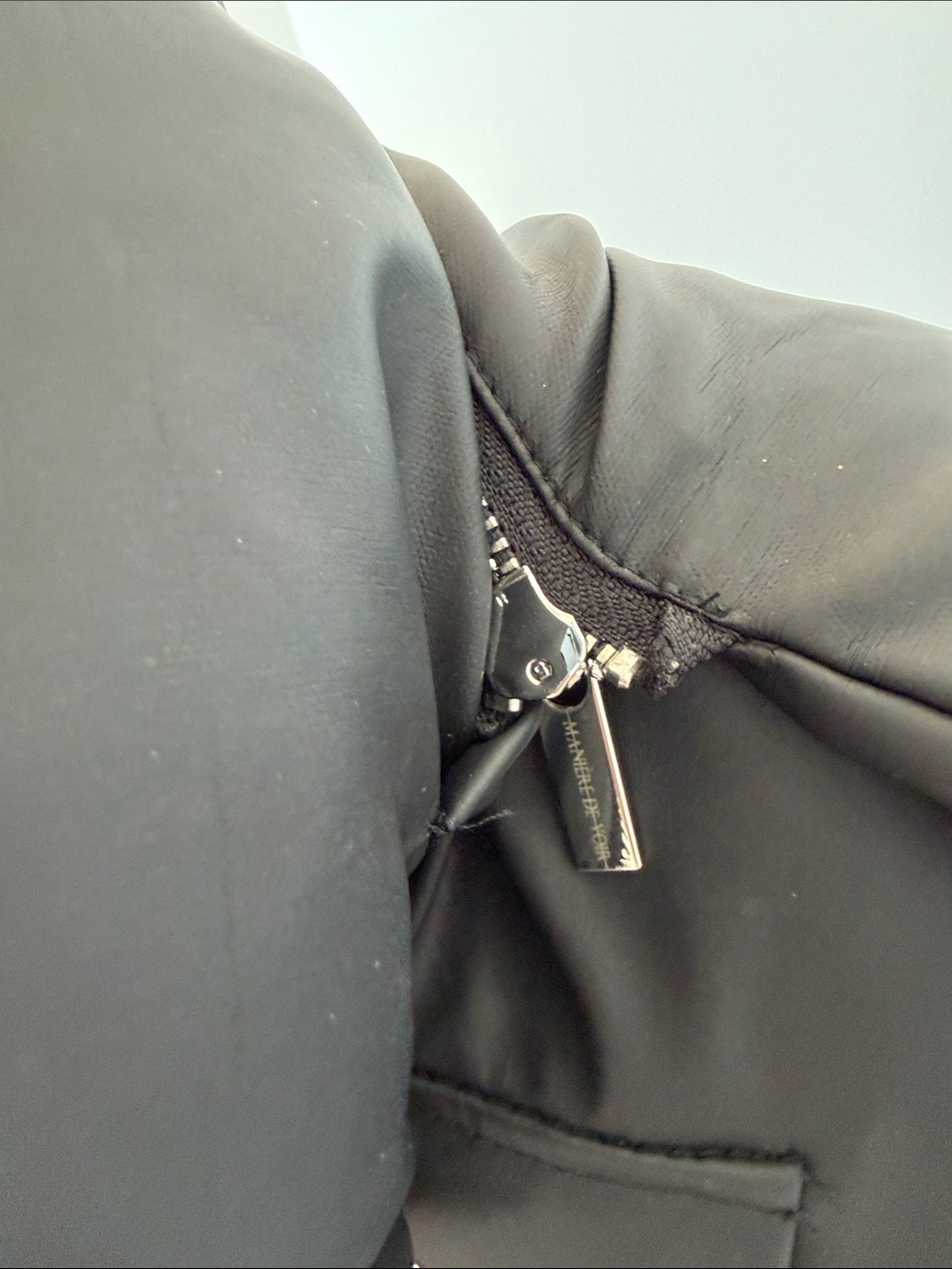 Maniere De Voir Black Cropped Puffer Jacket with Removable Hood S (UK 8) - Picture 7 of 11